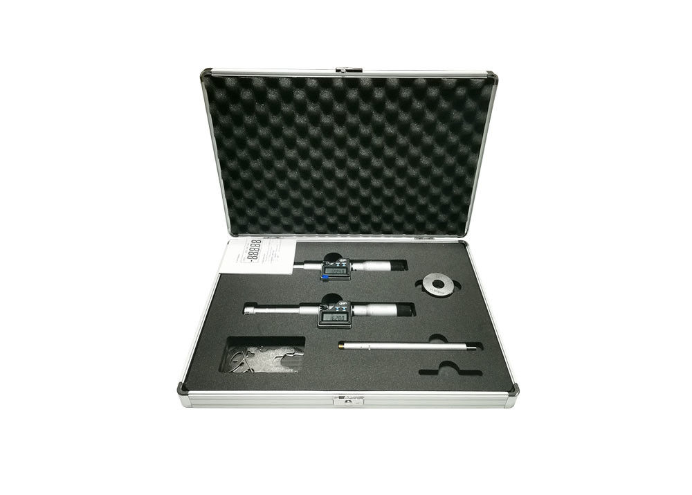 Digital Three Point Internal Micrometer Set IP65 Waterproof with Case 12-20mm Range