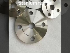 Flange de titânio